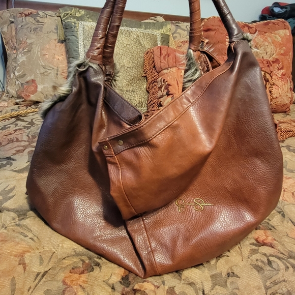 Jessica Simpson Large Handbag - Picture 6 of 12